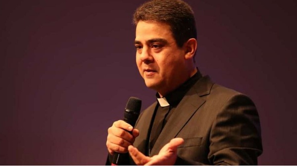 Padre Robson vira réu no processo que apura desvios de dinheiro na Afipe