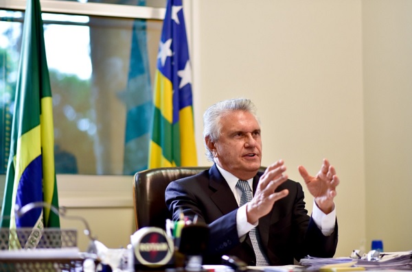 Caiado celebra aprovação do projeto de socorro a Estados endividados