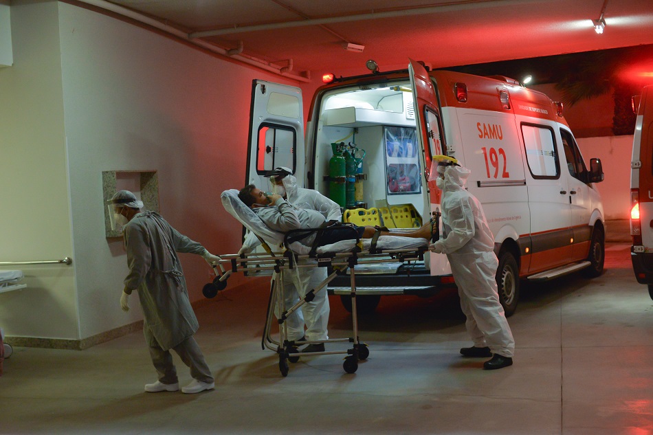 Covid-19: Aparecida de Goiânia recebe 12 pacientes do Amazonas