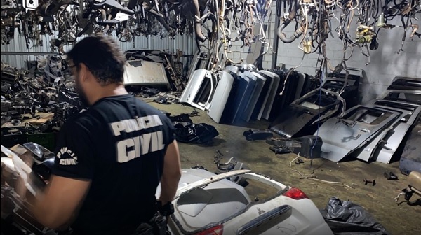 Preso grupo especializado em roubo e desmanche de caminhonetes de luxo