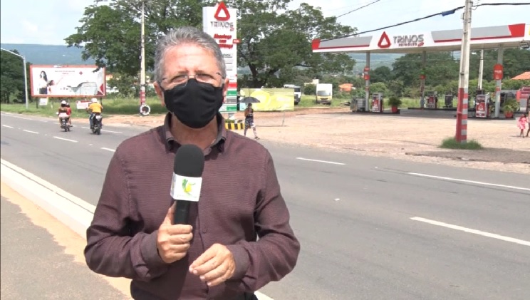 VÍDEO: Repórter flagra acidente entre duas motocicletas