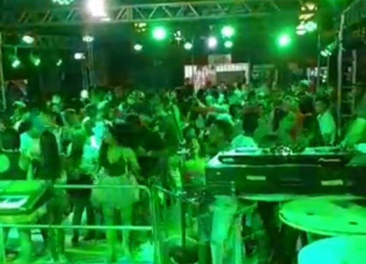 Justiça interdita boate que promove festa de carnaval na pandemia