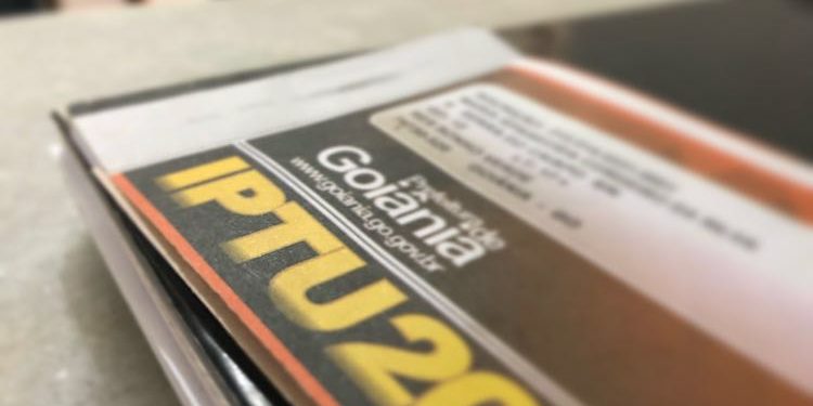 Prefeitura de Goiânia começa a entrega de 619 mil boletos do IPTU 2021