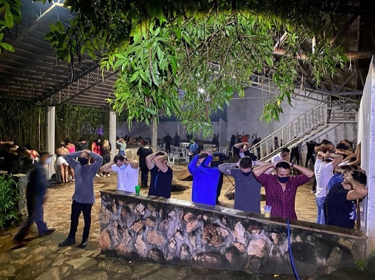 Duas festas clandestinas são encerradas em Goiânia