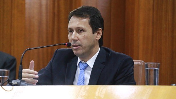 Emedebista deixa secretariado do prefeito Rogério Cruz