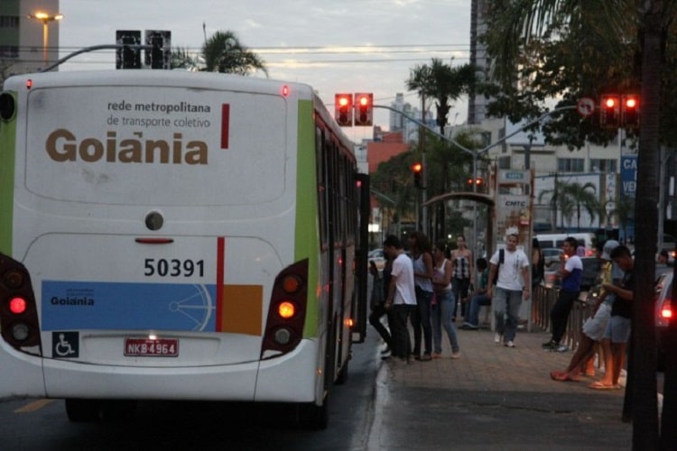 Decreto limita em 50% a capacidade máxima do transporte de passageiros