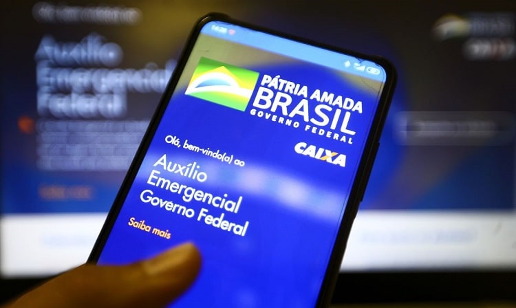 627 mil pessoas são notificadas a devolver auxílio emergencial