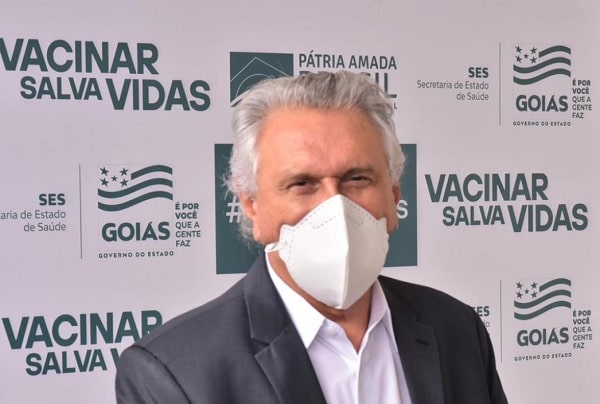 Caiado convoca força-tarefa para atualizar dados da imunização contra Covid-19