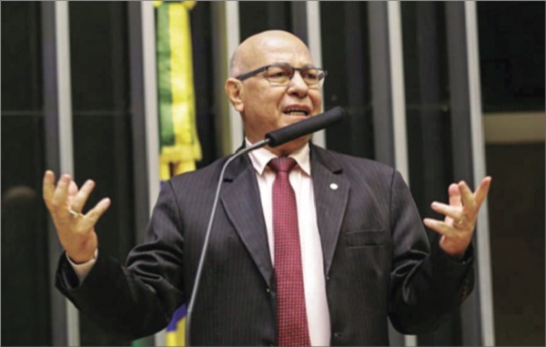 Professor Alcides se manifesta sobre matéria veiculada pelo Fantástico