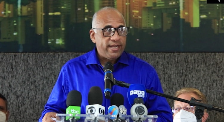 “Daniel não foi eleito, foi o pai dele”, declara Rogério Cruz