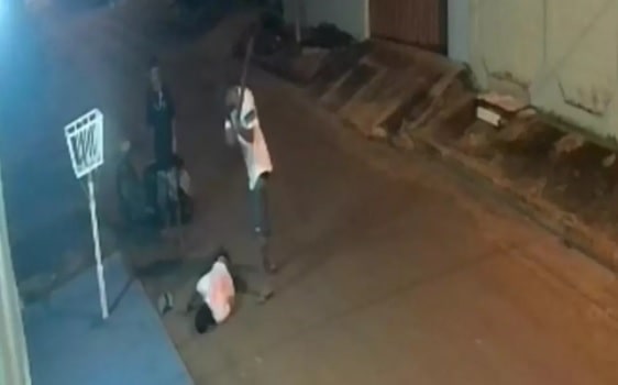 Polícia procura suspeito de esfaquear e matar homem no Jardim Tiradentes