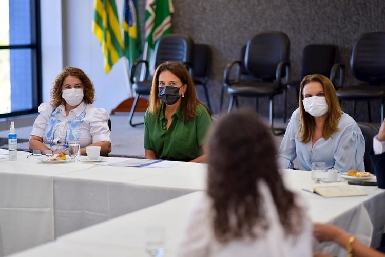 Gracinha Caiado e Thelma Cruz organizam ações sociais conjuntas