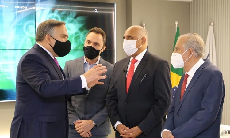 Rogério Cruz destaca o projeto Goiânia Cidade Inteligente na Fieg