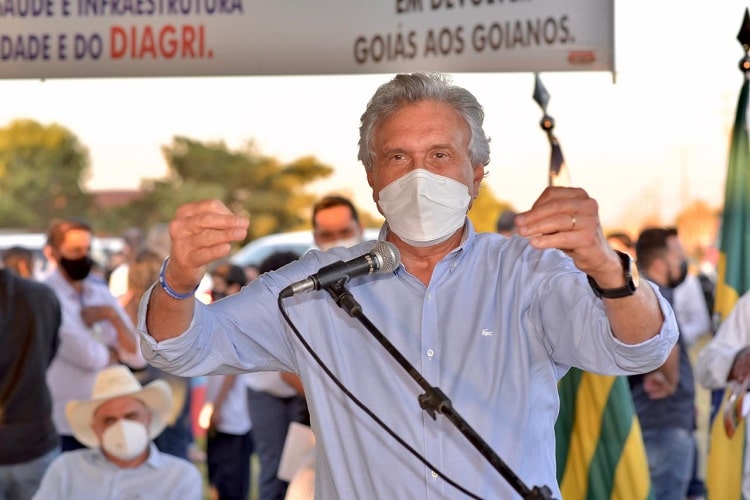 Petrobrás já subiu mais de 51% os preços dos combustíveis, diz Caiado