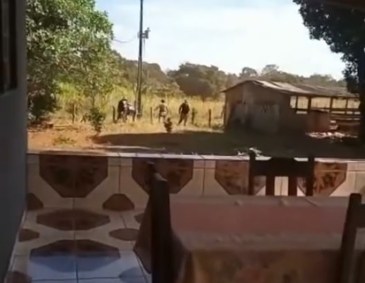 VÍDEO: Megaoperação policial fecha o cerco a fugitivo acusado de matar família no DF