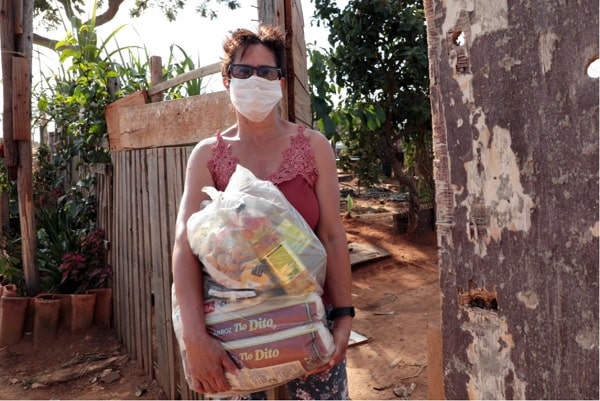 Governo de Goiás entrega mais de 153 mil cestas básicas em todo o Estado