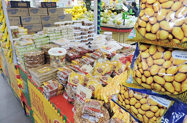 Preço de alimentos de festas juninas varia até 276%, alerta Procon Goiânia