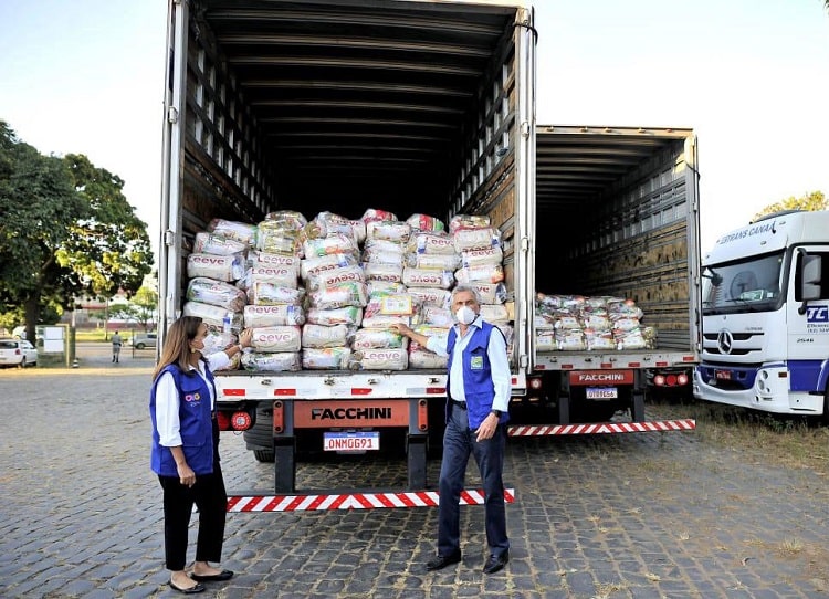 “Nós vamos entregar mais de 1 milhão de cestas básicas até novembro”, projeta Caiado