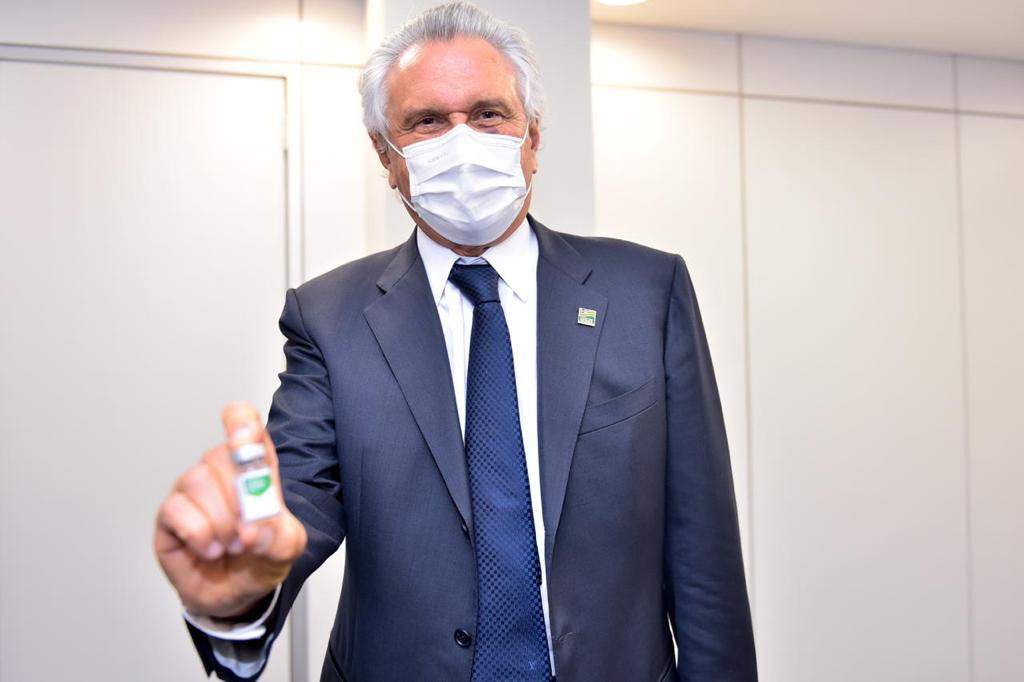 “Até setembro, Goiás vacina população acima de 18 anos”, afirma Caiado