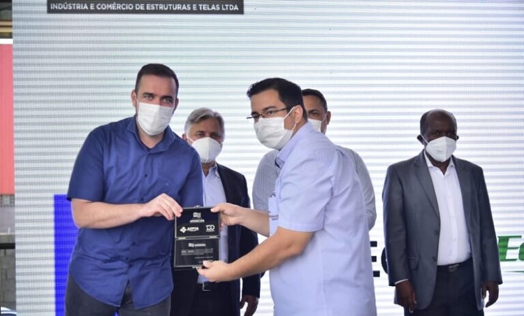 Prefeitura de Aparecida entrega 49 escrituras para empresas do polo industrial