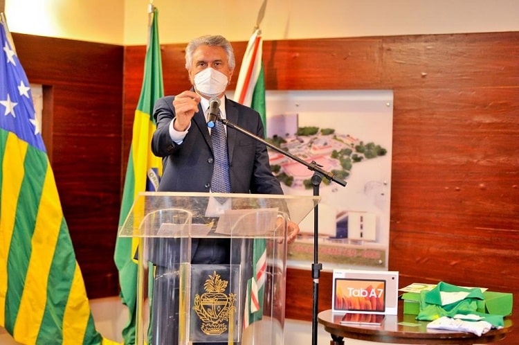 Caiado anuncia abertura de 5 mil vagas para Programa Aprendiz do Futuro