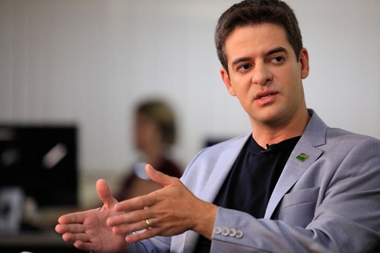 ismael alexandrino-min