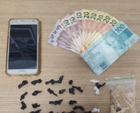 Mulher é presa em Aparecida sob suspeita de comercializar drogas