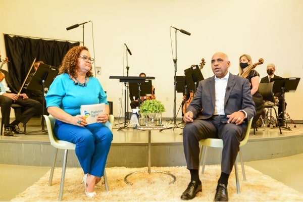 Rogério Cruz estuda redução da tarifa do ônibus na Grande Goiânia