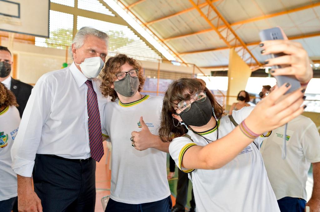 0D3487F9-94B8-4483-AF67-5C2A1393A285