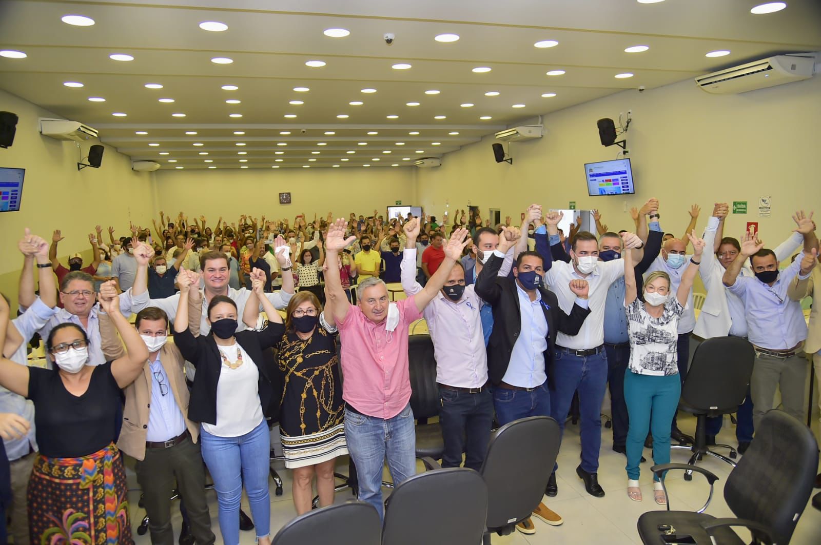 A2C038A5-0556-428E-856E-E7D23597DD4C