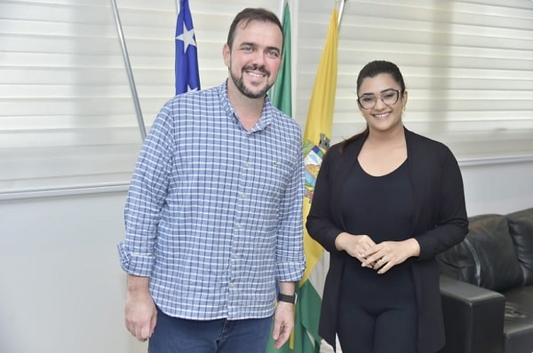 Gustavo Mendanha nomeia nova secretária de Transparência, Fiscalização e Controle