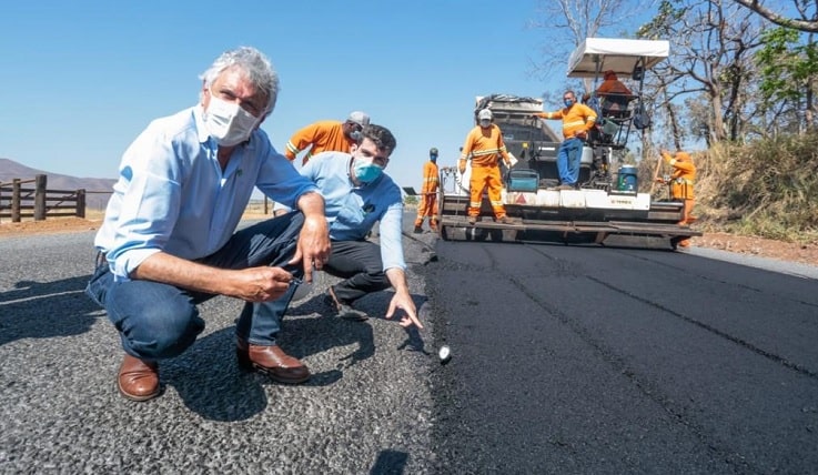 Governo de Goiás executa reconstrução de 1.860 km de rodovias em 10 meses