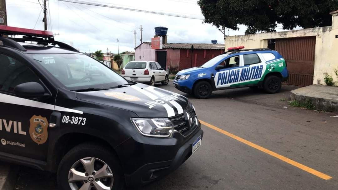 5B8EA7D0-2864-43F5-AD17-68BFA5A7C15E