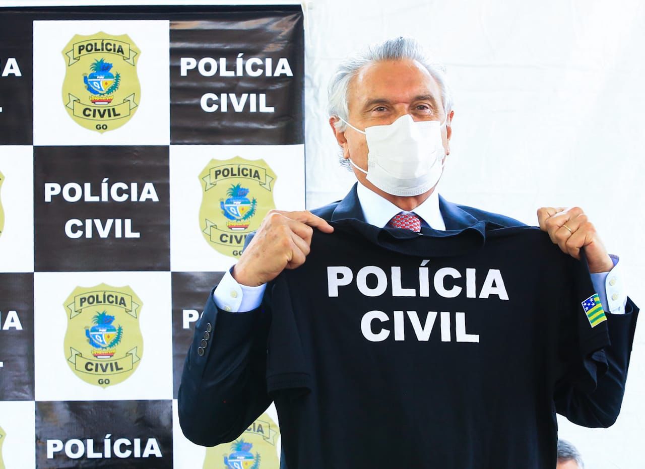 71D8621B-0099-4D6F-91E7-AB8449034A8D