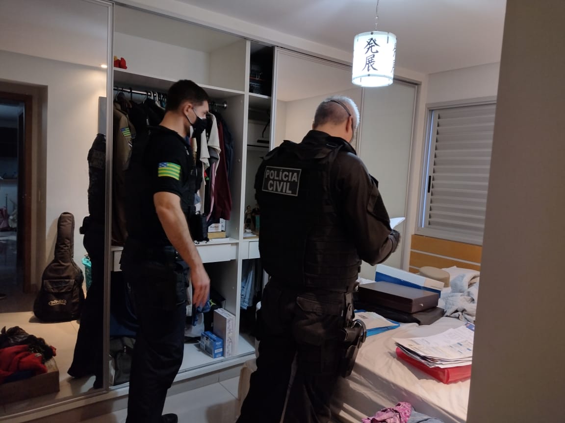 A4EF31BF-31E5-4DAC-9F59-A0B5DDEDAF58