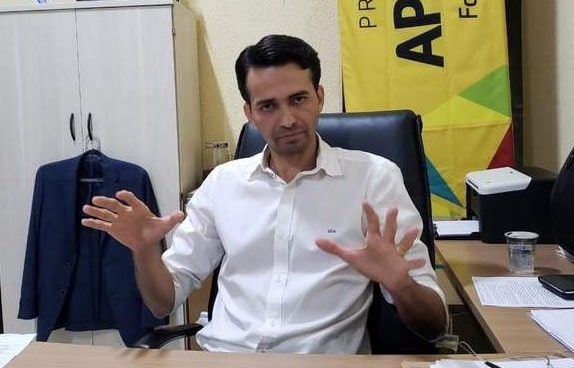 Max Menezes deve assumir mandato em março com postura independente