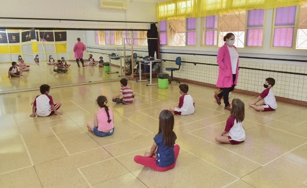 Aparecida pagará abono de 100% para trabalhadores da Educação