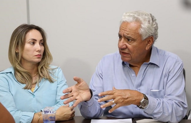 camila rosa e vilmar rocha-min