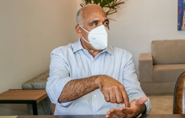 92DE9FDC-11E9-4578-9E81-AF953148CCDD