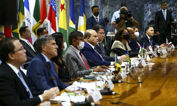 forum-governadores_mcamgo_abr_220320221818-4