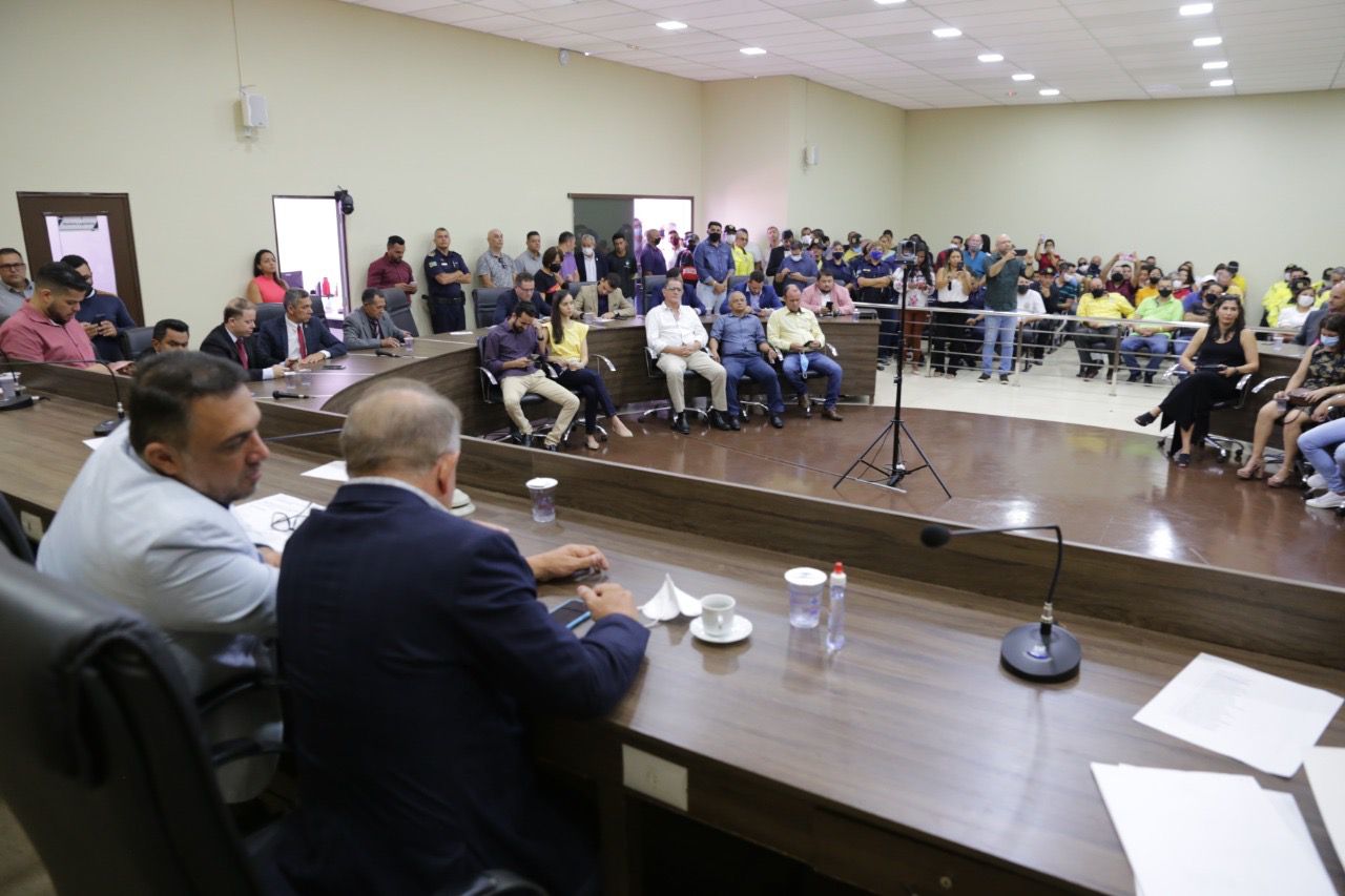 4ED00FC5-82BA-408A-86D6-77DBE9A2A6B9