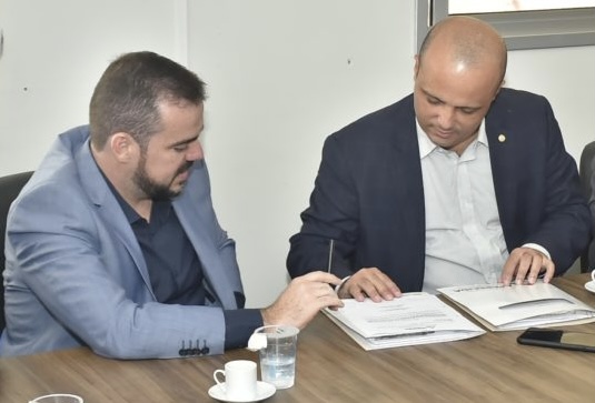 C9CCC8FE-143C-4D2F-BCAD-9E768D509ACA