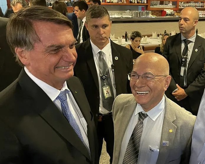 D2D729FD-532F-478B-900C-2A5F5F542DC8