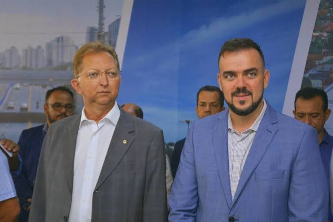 469D52B8-0399-464F-802A-56FB32F9D6C7