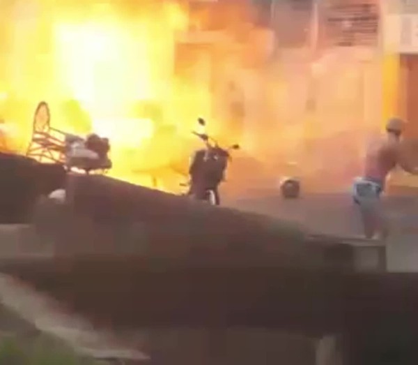 VÍDEO: Explosão provocada por vazamento de gás deixa 4 feridos