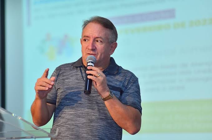 16829327-3939-4515-8570-9DCA0774F3A9