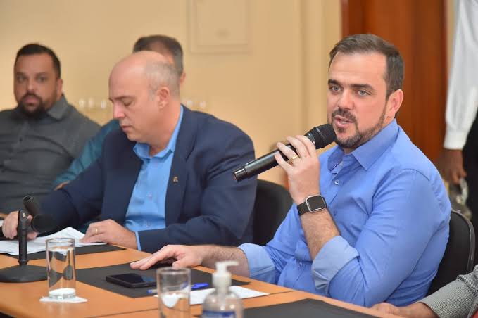 ED48CF69-4B48-4580-B03F-F15F717EA682