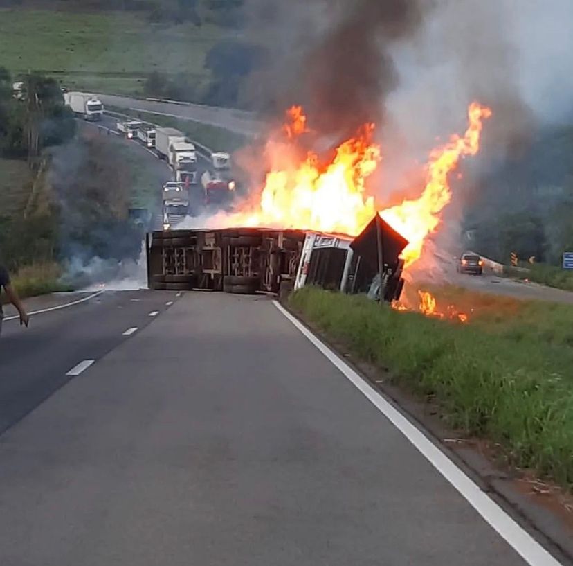 13E7170A-85A0-447F-B08A-49819481B7AB