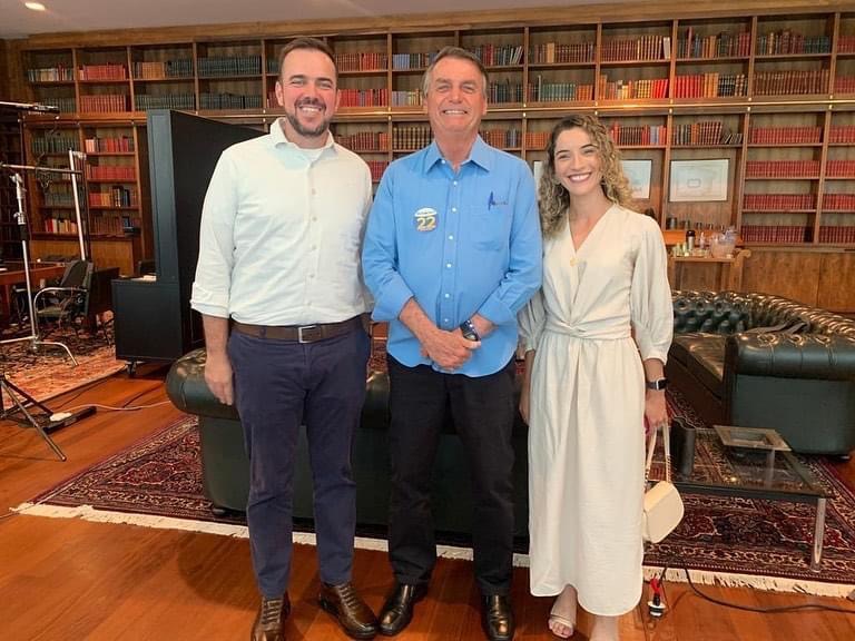 2B0DD438-0584-49A5-8A7A-043987E42109