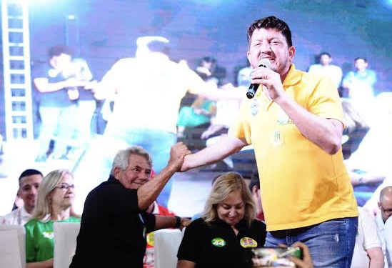 4ED7F5CB-2409-4BAD-BE86-C1D7AA9321DD